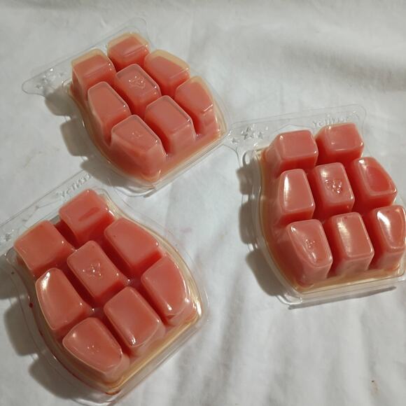 Scentsy Bar BUBBLE GUM 3.2 oz Authentic(Set of 3) scented wax - Picture 3 of 3